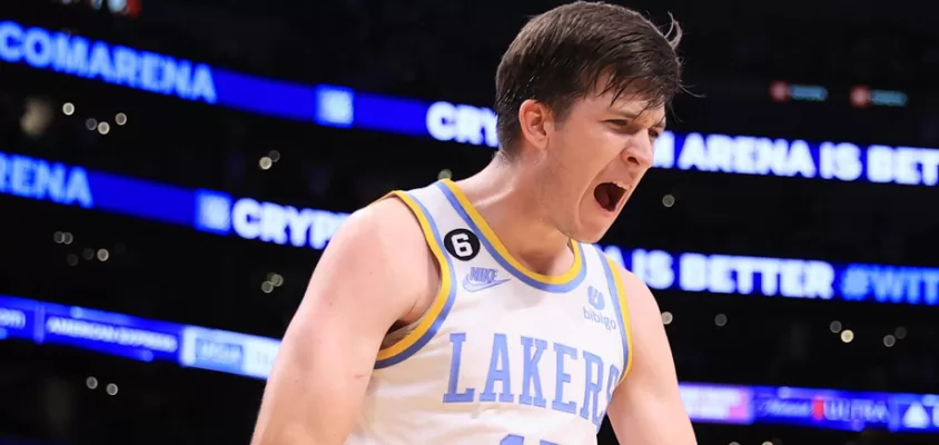 Austin Reaves renova com os Lakers