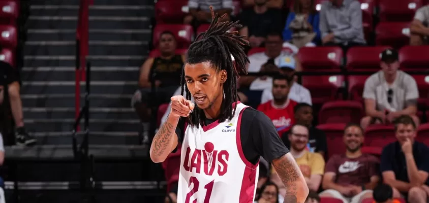 Emoni Bates é destaque pelos Cavaliers na semi da Summer League