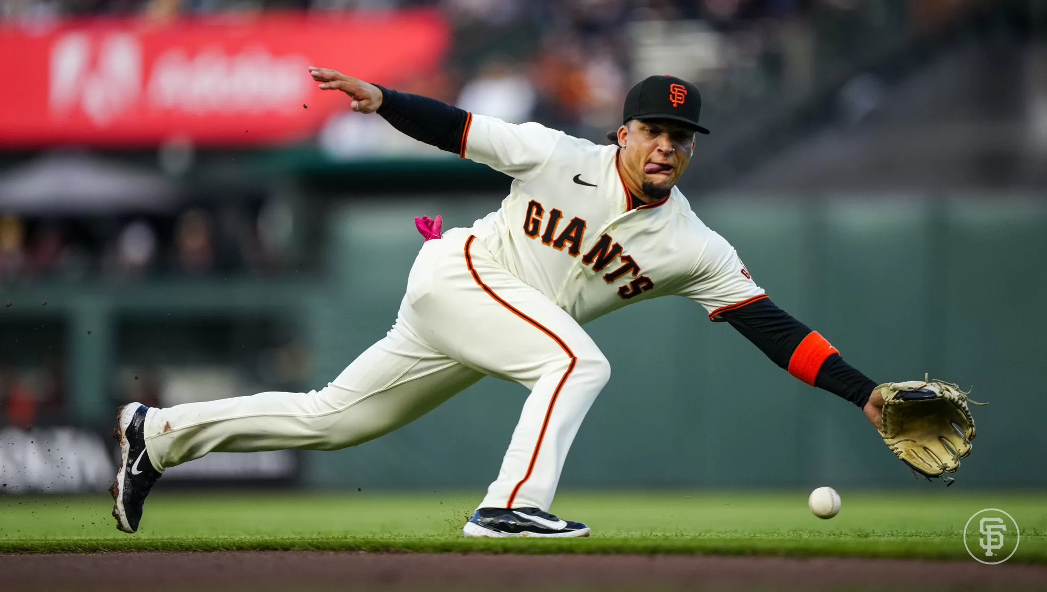 Giants viram contra Diamondbacks e seguem vivos por playoffs