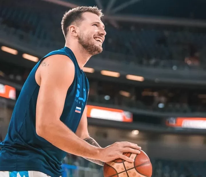 Luka Doncic em amistoso contra Grécia