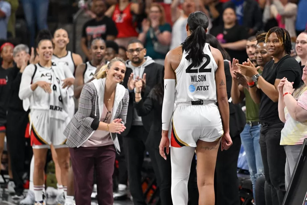 A'ja Wilson iguala recorde de pontos em um jogo da WNBA