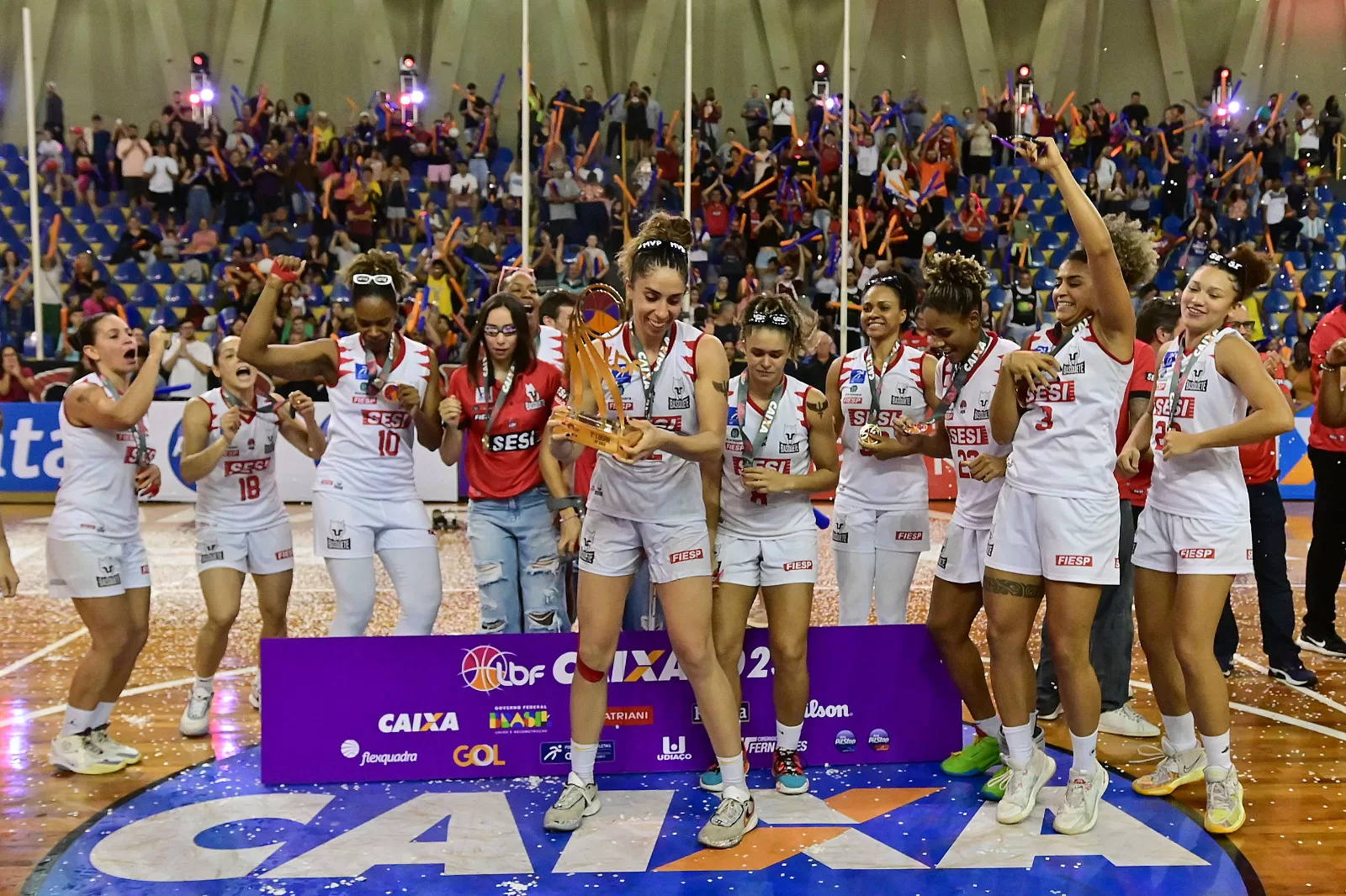 Aline Moura é MVP da final da LBF