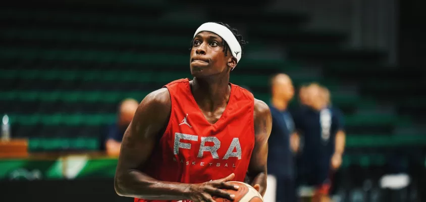 Frank Ntilikina é cortado da seleção francesa