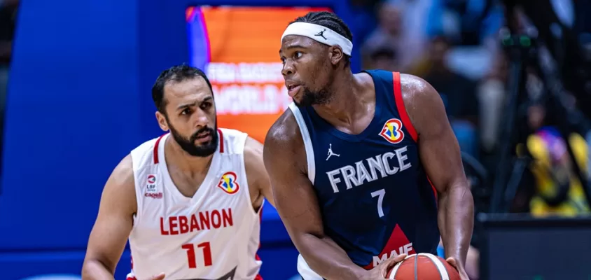 Yabusele lidera França em vitória sobre o Líbano