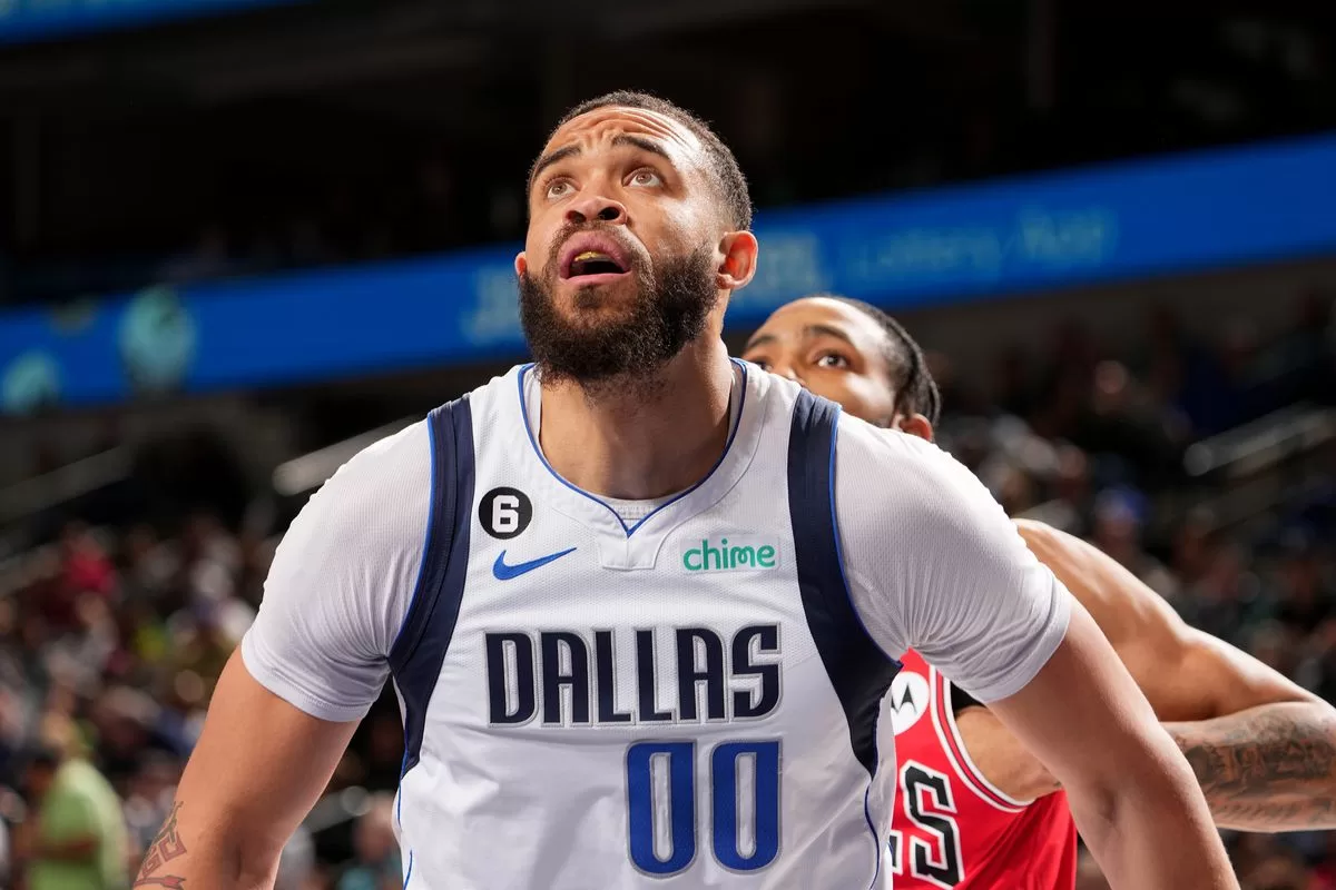 Sacramento Kings acerta a contratação do pivô JaVale McGee