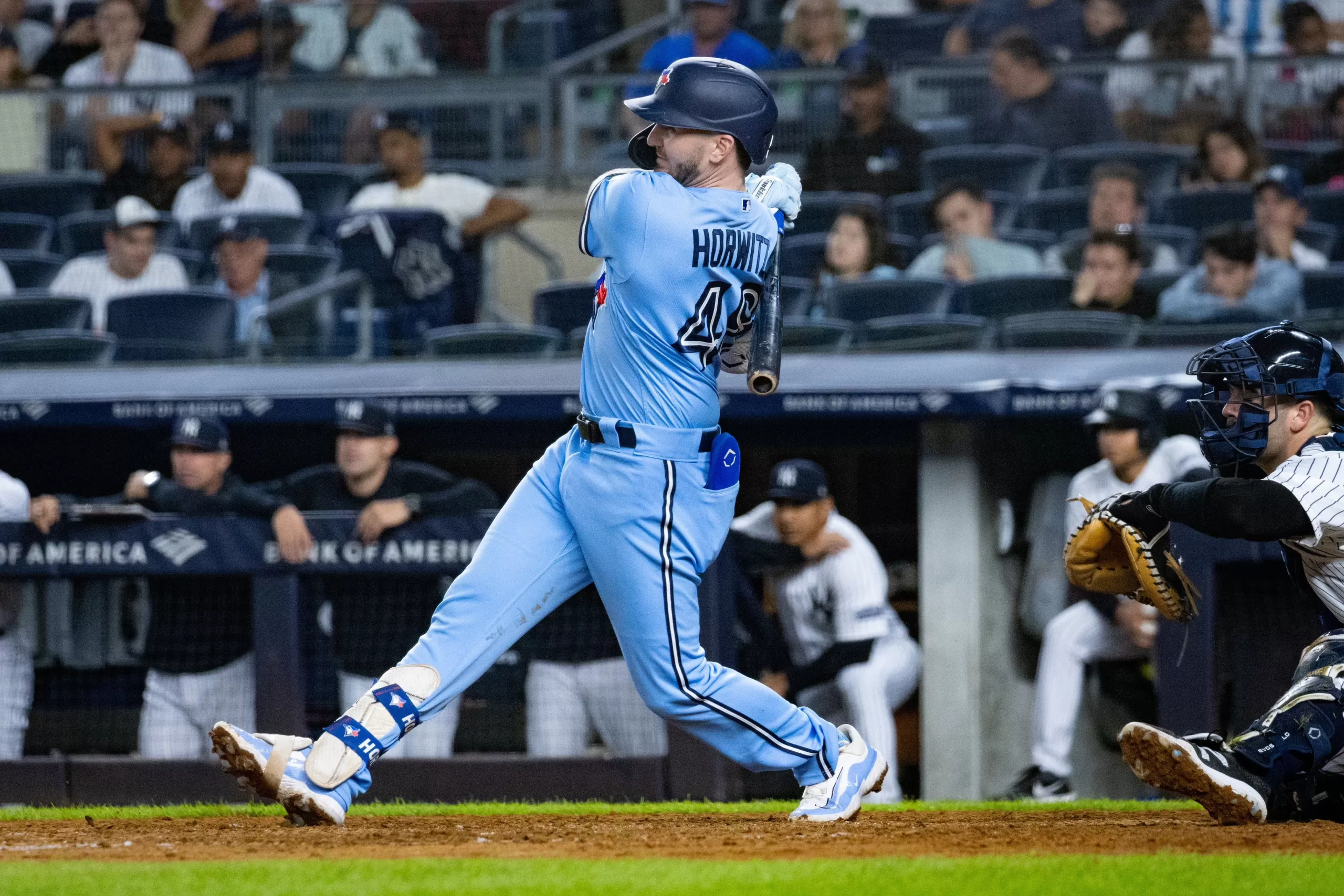 Blue Jays vencem Yankees e se mantém na zona de classificação aos playoffs