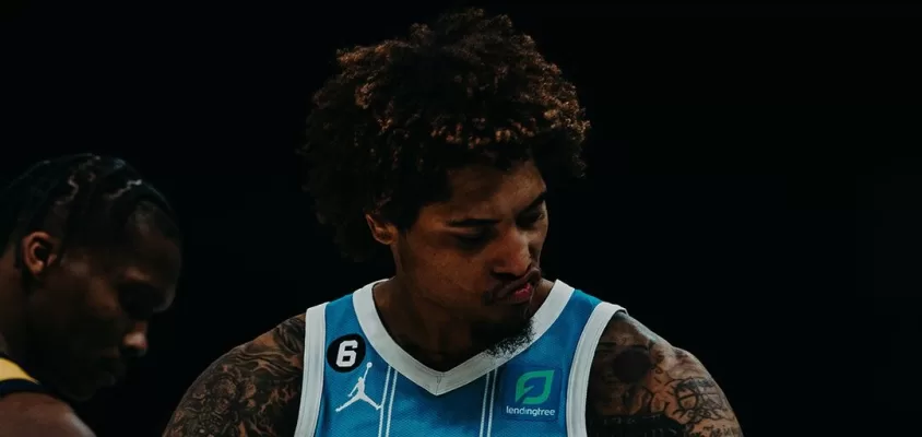 Oubre Jr. deve assinar com os 76ers