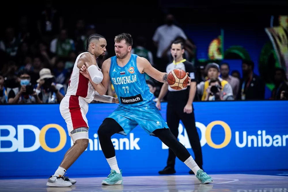 Doncic tenta superar Brooks em derrota da Eslovênia para o Canadá