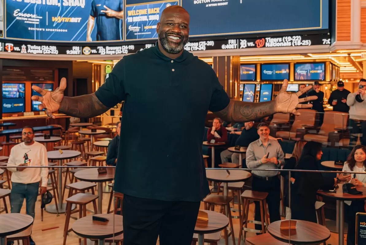 Shaquille O'Neal exalta Oscar em post