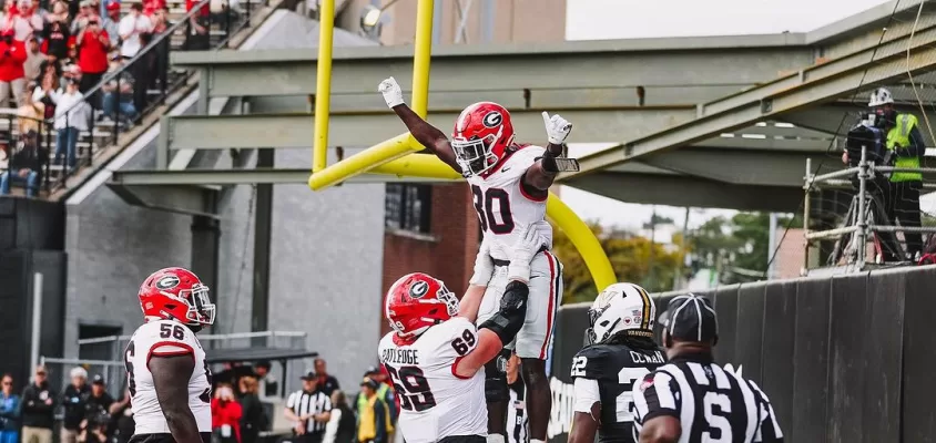 Georgia Bulldogs versus Vanderbilt Commodores - college football