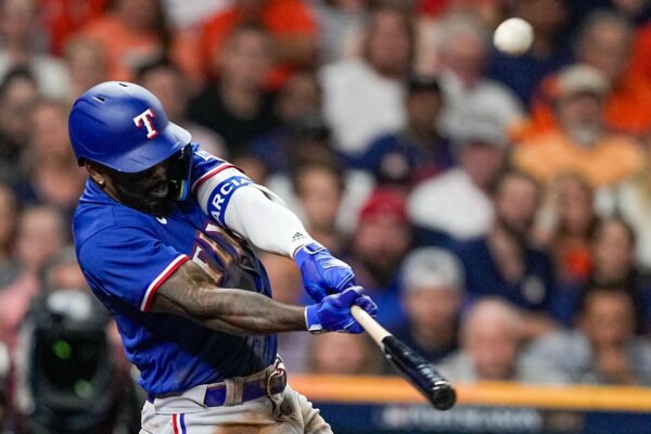 Rangers vencem Astros e retornam a World Series após 12 anos