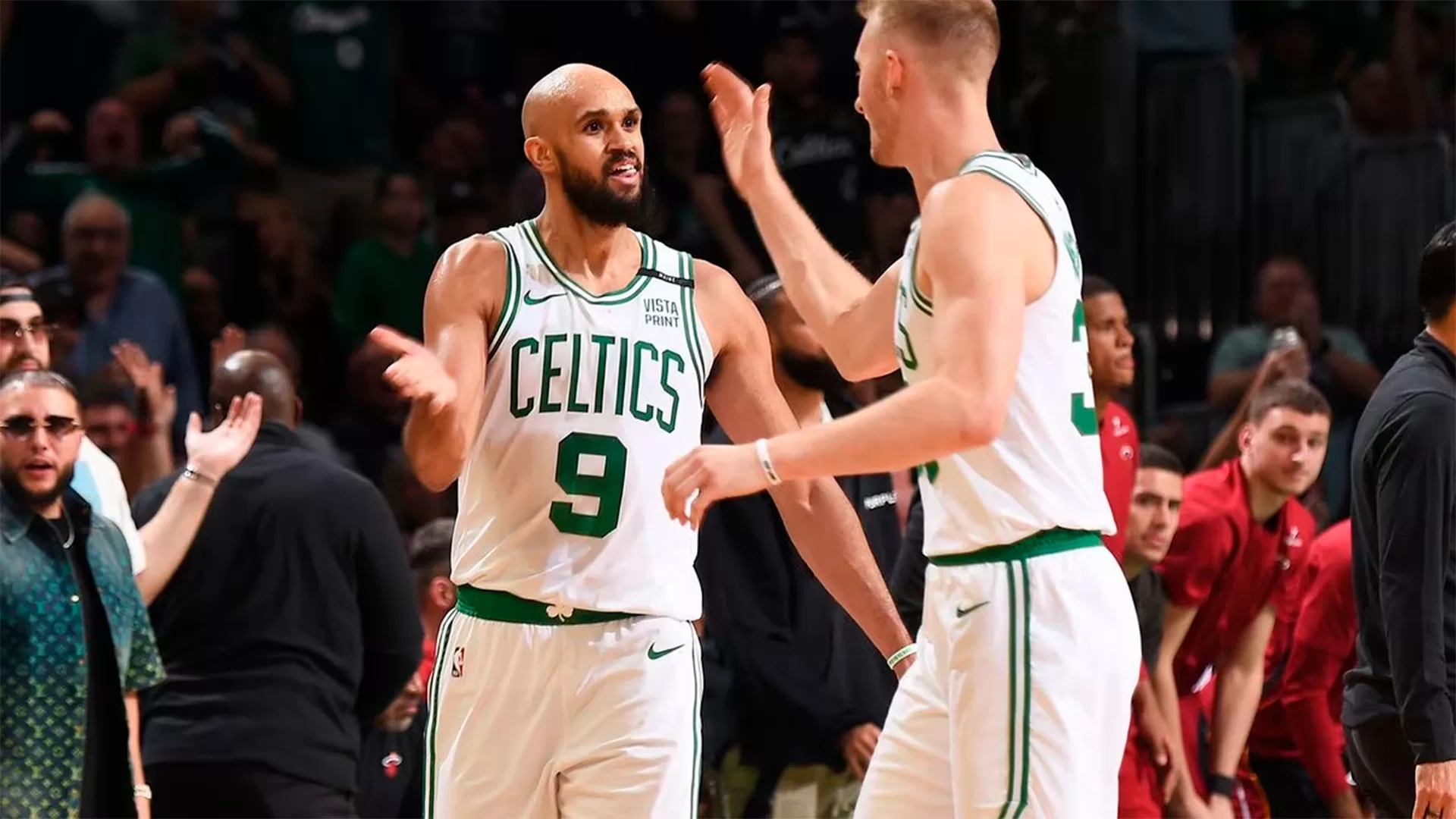 Boston Celtics vira no quarto final e derrota Miami Heat na revanche da final do Leste