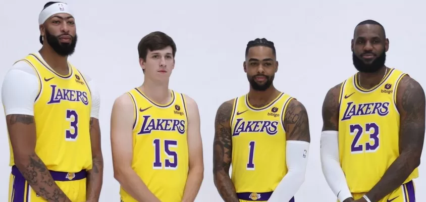 Anthony Davis, Austin Reaves, D'Angelo Russell, LeBron James - Los Angeles Lakers