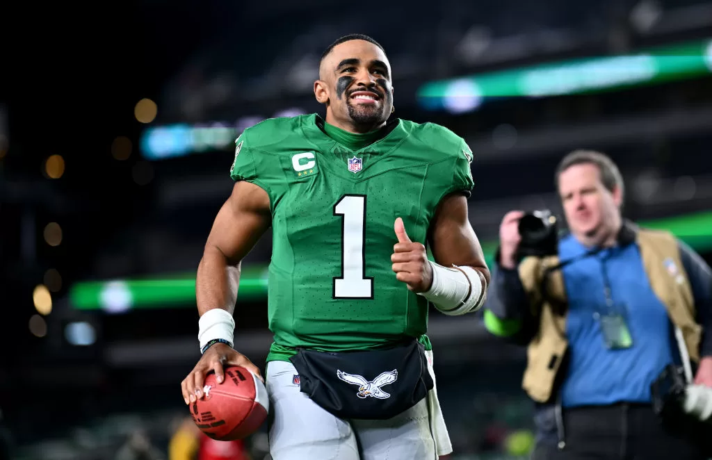 PHILADELPHIA, PA - OCTOBER 22: Philadelphia Eagles Quarterback Jalen Hurts (1) leaves the field after the game between the Miami Dolphins and Philadelphia Eagles on October 22, 2023 at Lincoln Financial Field in Philadelphia, PA