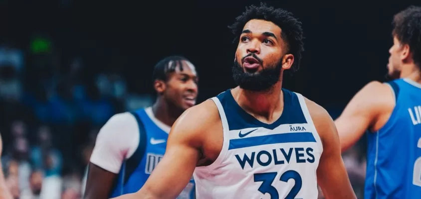 Towns lidera Timberwolves em partida da pré-temporada 2023 contra os Mavericks