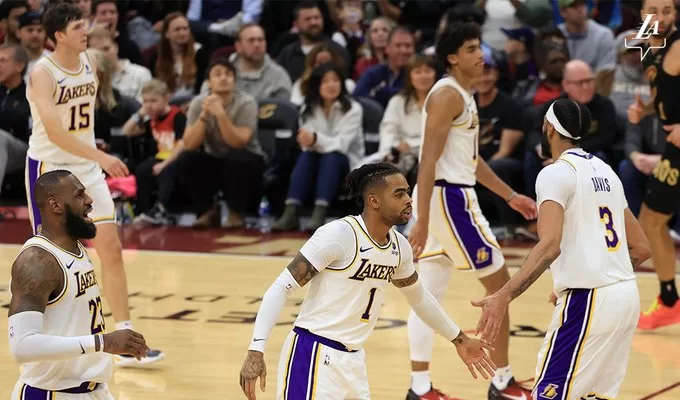 Lakers vencem Cavs