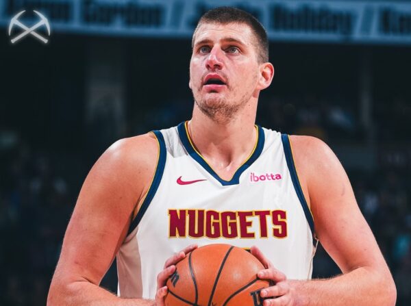 Nuggets vencem Rockets em noite de triplo-duplo de Nikola Jokic