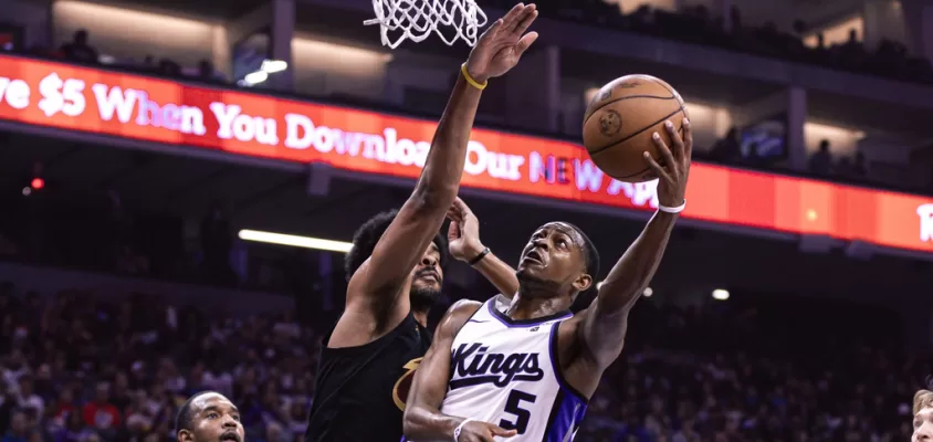 De'Aaron Fox - Cleveland Cavaliers @ Sacramento Kings