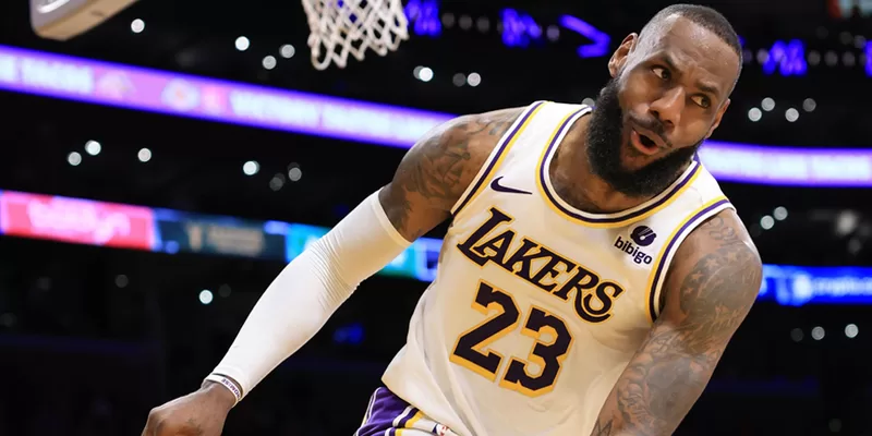 LeBron James - Los Angeles Lakers