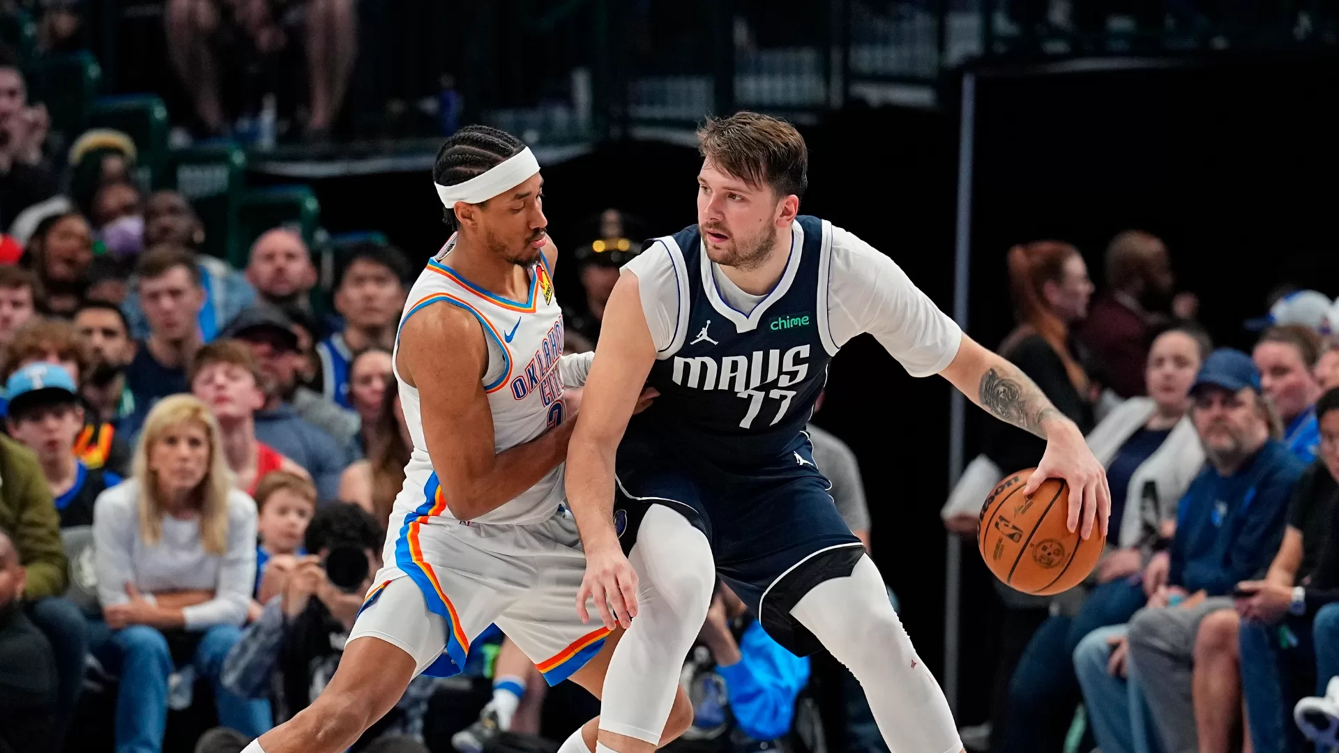 Dallas Mavericks aproveita estreia de reforços e derrota Oklahoma City Thunder