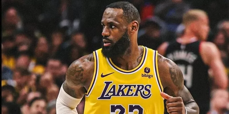 LeBron James - Los Angeles Lakers