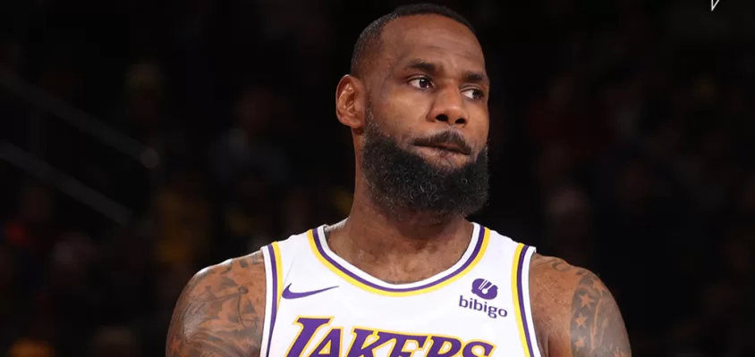 LeBron James - Los Angeles Lakers