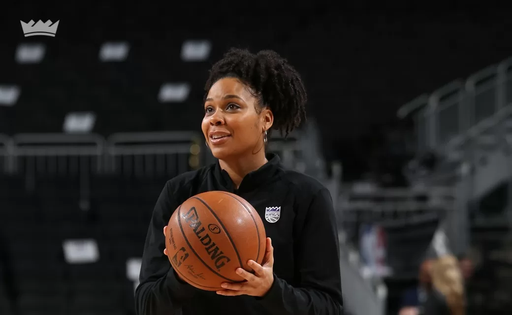 Lindsey Harding (Foto: Reprodução X / Sacramento Kings)