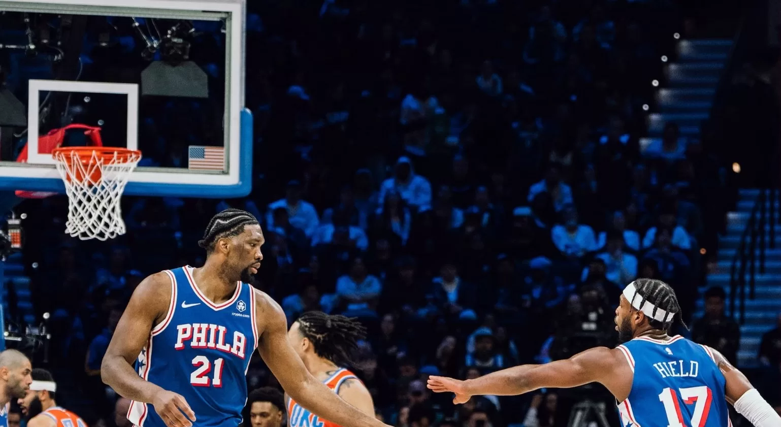 76ers vencem Thunder no retorno de Joel Embiid