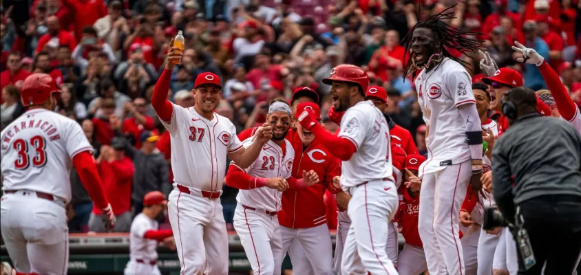 Cincinnati Reds comemorando uma vitória