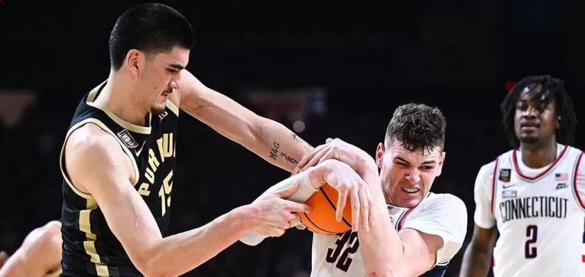 Zach Edey, Donovan Clingan - UConn x Purdue