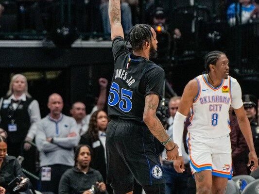 Derrick Jones e Jalen Willians