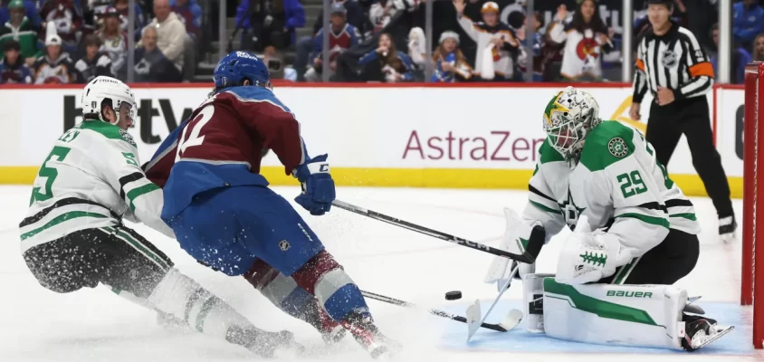 Stars vencem Avalanche fora de casa e abrem vantagem na série