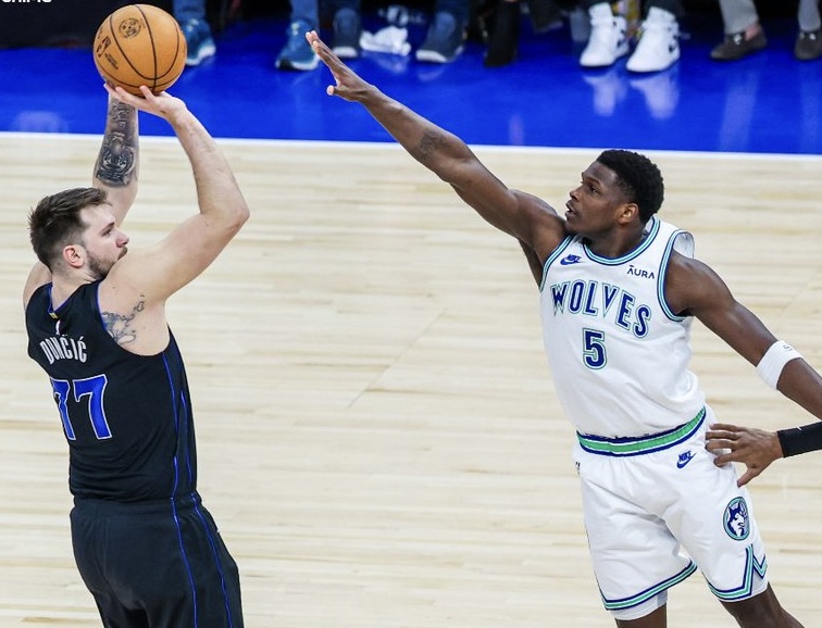 Doncic anota game-winner, Mavs vencem Wolves e abrem 2 a 0 na série