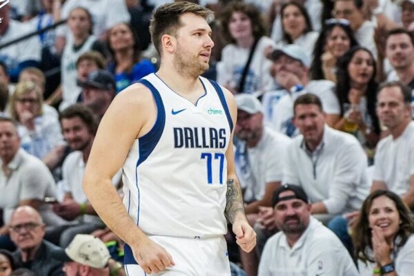 Luka Doncic - Dallas Mavericks @ Minnesota Timberwolves