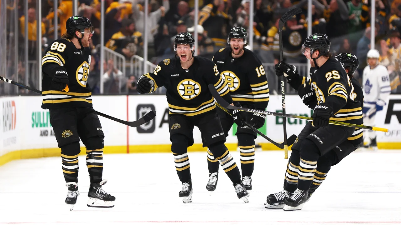 Bruins eliminam Maple Leafs no overtime e avançam nos playoffs