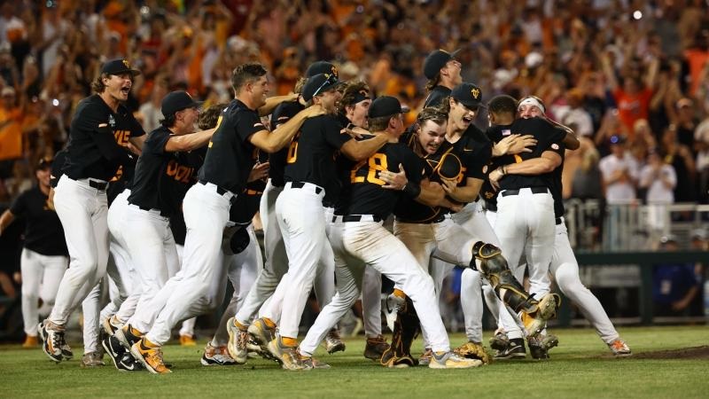 Tennessee vence Texas A&M e conquista College World Series