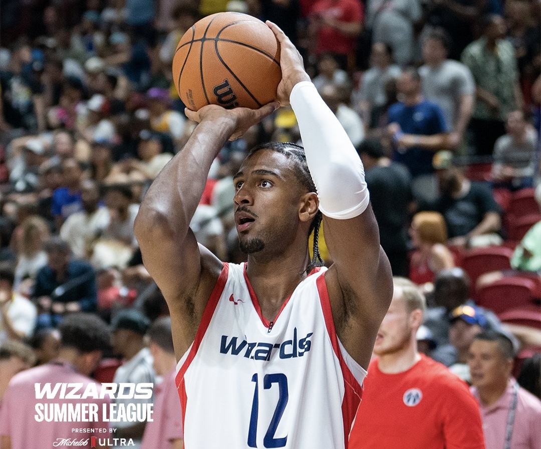 No duelo entre Risacher e Sarr, Wizards vencem Hawks pela Summer League