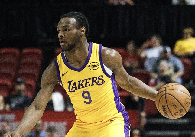 Lakers batem Cavs com melhor atuação de Bronny James na Summer League