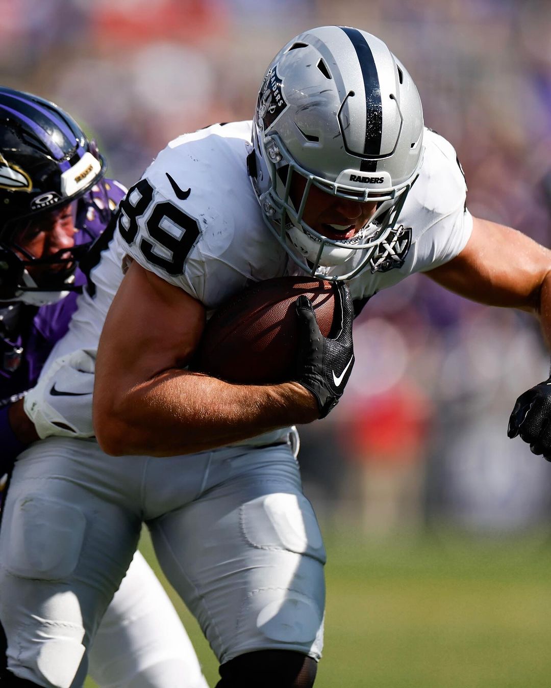 Brock Bowers, TE dos Raiders.