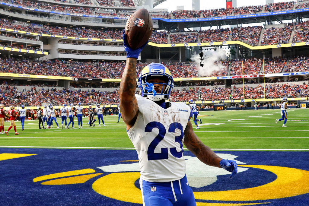 INGLEWOOD, CALIFORNIA - SEPTEMBER 22: Kyren Williams #23 of the Los Angeles Rams celebrates a touchdown against the San Francisco 49ers during the third quarter at SoFi Stadium on September 22, 2024 in Inglewood, California.