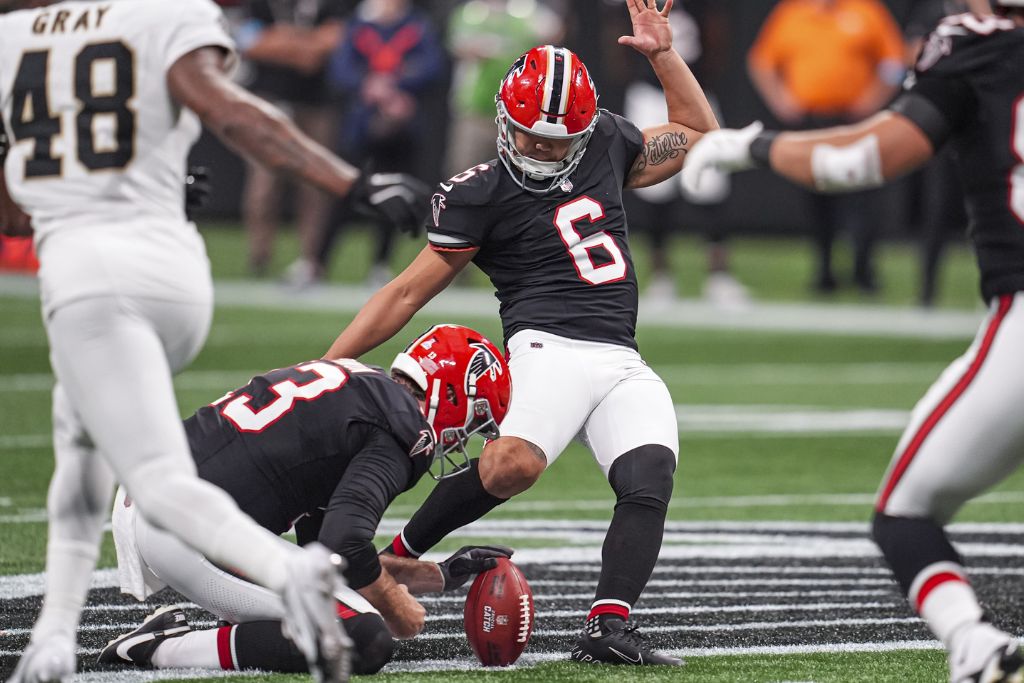 Sep 29, 2024; Atlanta, Georgia, USA; Atlanta Falcons place kicker Younghoe Koo (6) kicks the game winning field goal against the New Orleans Saints during the fourth quarter at Mercedes-Benz Stadium. Mandatory Credit: Dale Zanine-Imagn Images