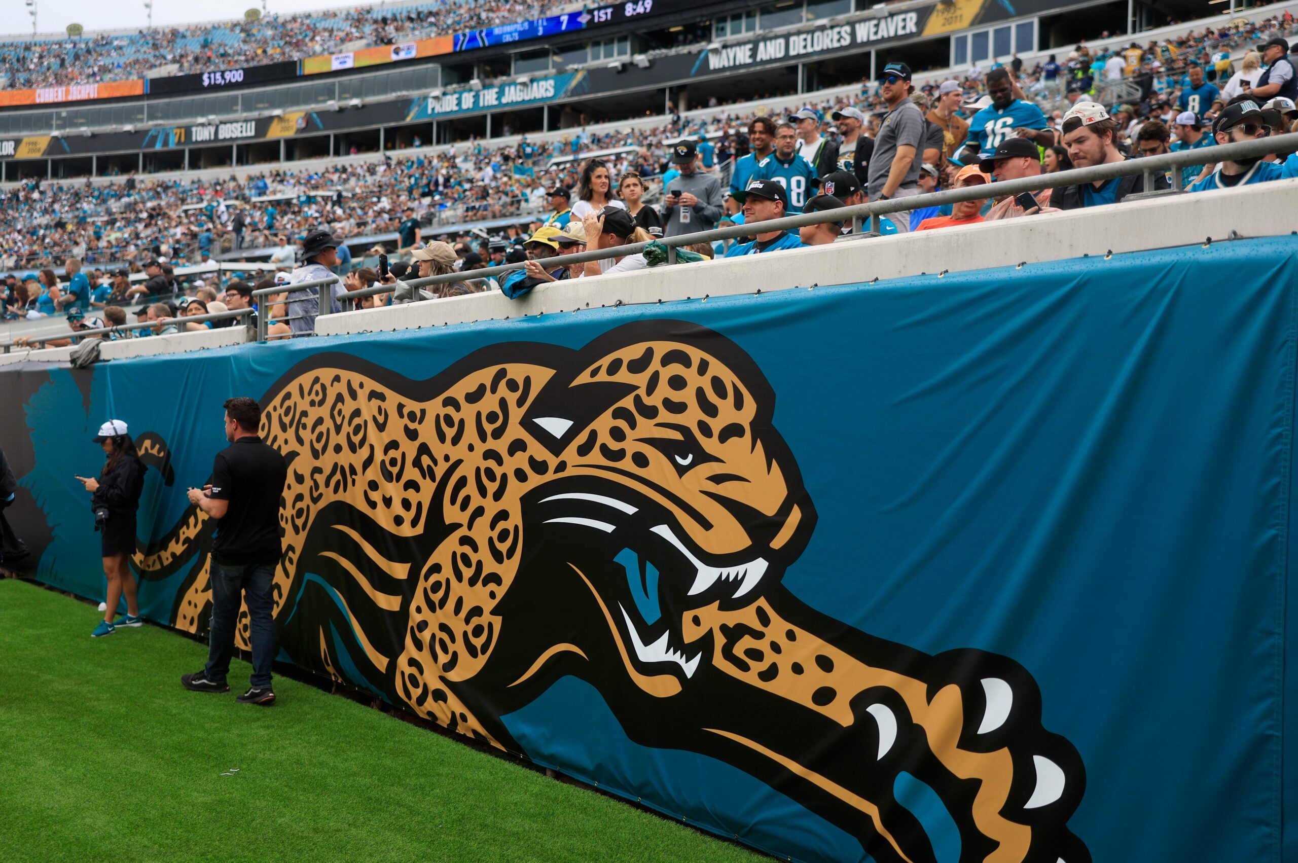 Furacão Milton foi responsável por adiamento de voo do Jacksonville Jaguars