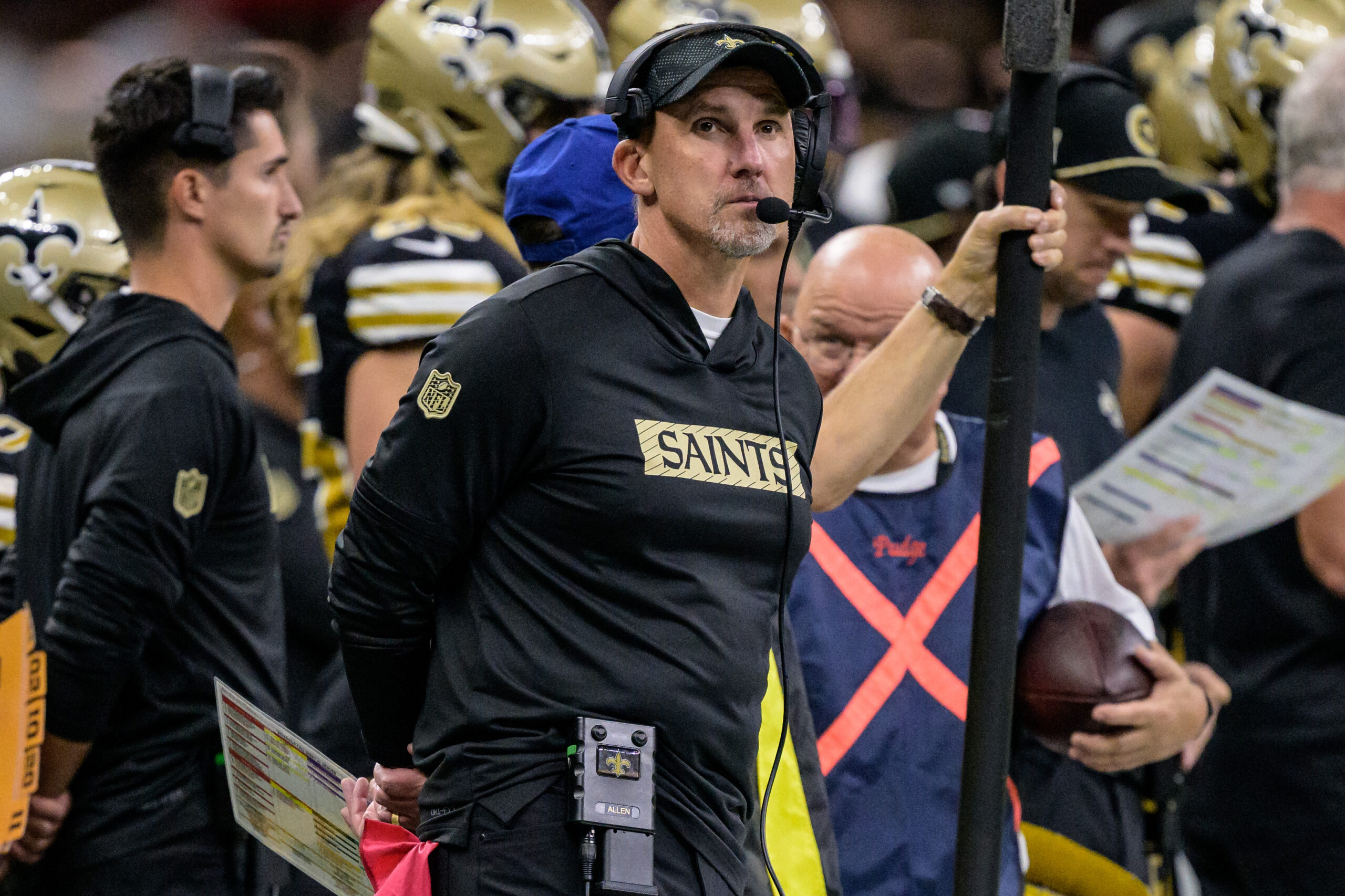 Oct 17, 2024; New Orleans, Louisiana, USA; New Orleans Saints head coach Dennis Allen reacts against the Denver Broncos during the second quarter at Caesars Superdome. Mandatory Credit: Matthew Hinton-Imagn Images