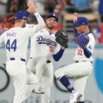 Dominantes, Dodgers amassam Mets na abertura da NLCS