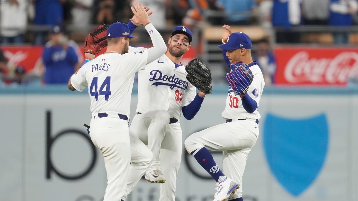 Dominantes, Dodgers amassam Mets na abertura da NLCS