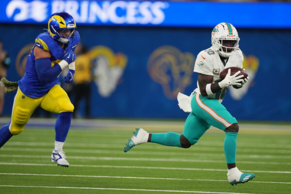 Nov 11, 2024; Inglewood, California, USA; Miami Dolphins wide receiver Tyreek Hill (10) catches the ball against the Los Angeles Rams in the first half at SoFi Stadium.